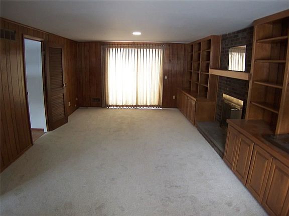 4th image of 22 Tolewood Dr #Ns
