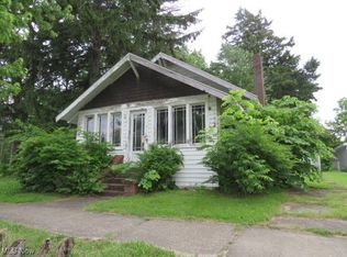 644 Mill St, Conneaut, OH 44030