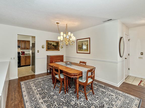 3rd image of 7824 Copperfield Dr