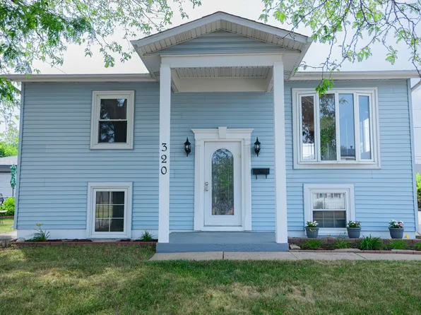 320 Eaton Ave, Romeoville, IL 60446