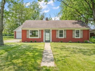 8322 Ellsworth Pl, Merrillville, IN 46410
