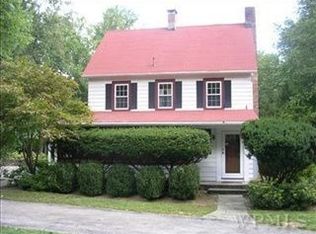 41 Mount Airy Rd E, Croton On Hudson, NY 10520