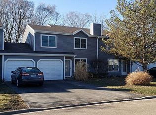 1974 Westview Ln, Round Lake Beach, IL