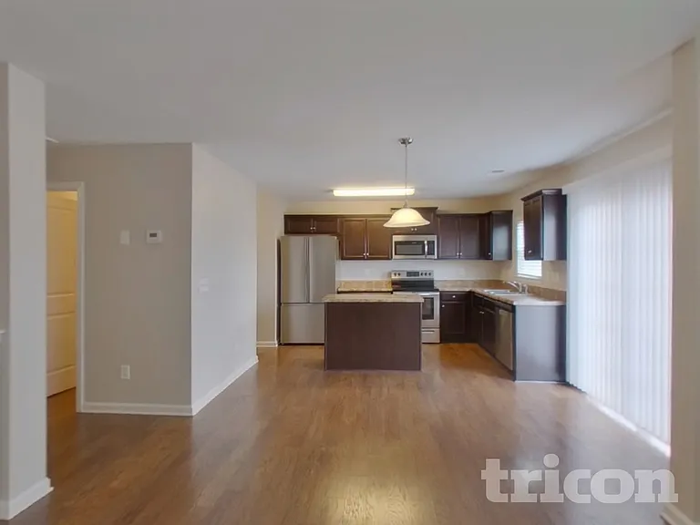 208 Willow Grove Way — Photo 6