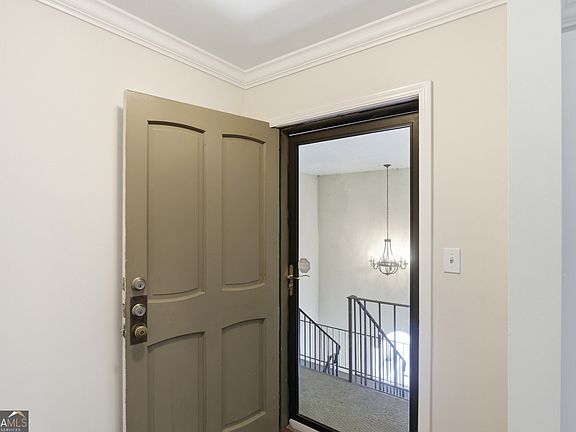 4th image of 53 Chaumont Sq NW