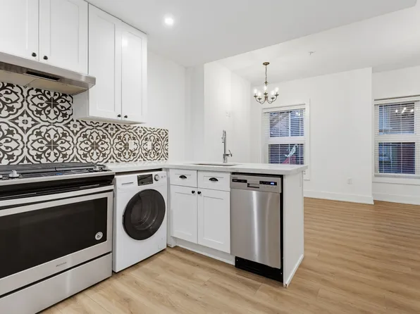 27 Bold St, Hamilton, ON