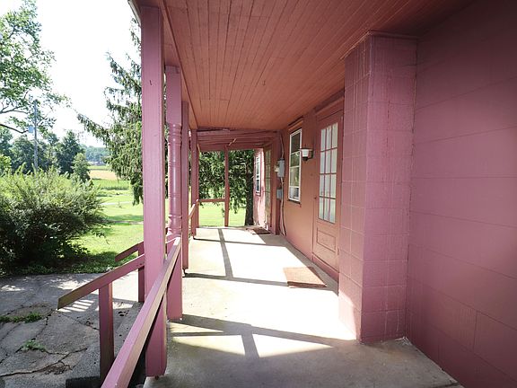 4th image of 1059 Alleghenyville Rd