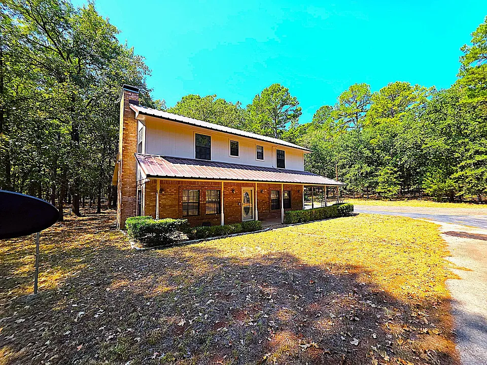 1330 Private Road 7905