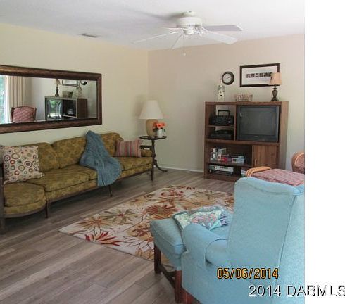 4th image of 135 Magnolia Dr