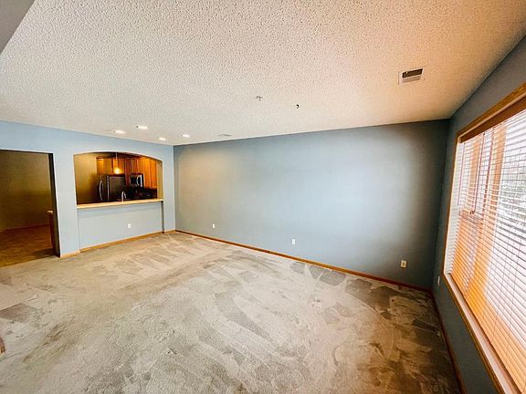 5th image of 13805 53rd Ave N APT 5