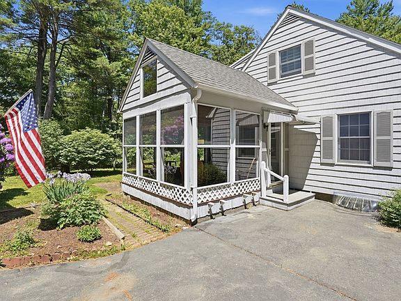 2nd image of 33 Cold Spring Rd
