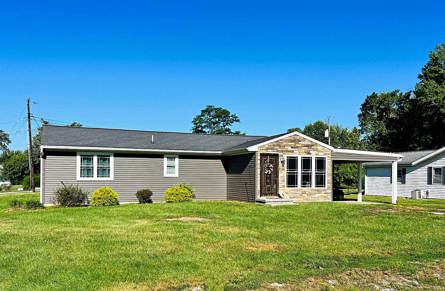 101 Terrace Dr photo 1
