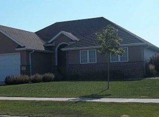 413 Wild Plum Way, Sergeant Bluff, IA 51054