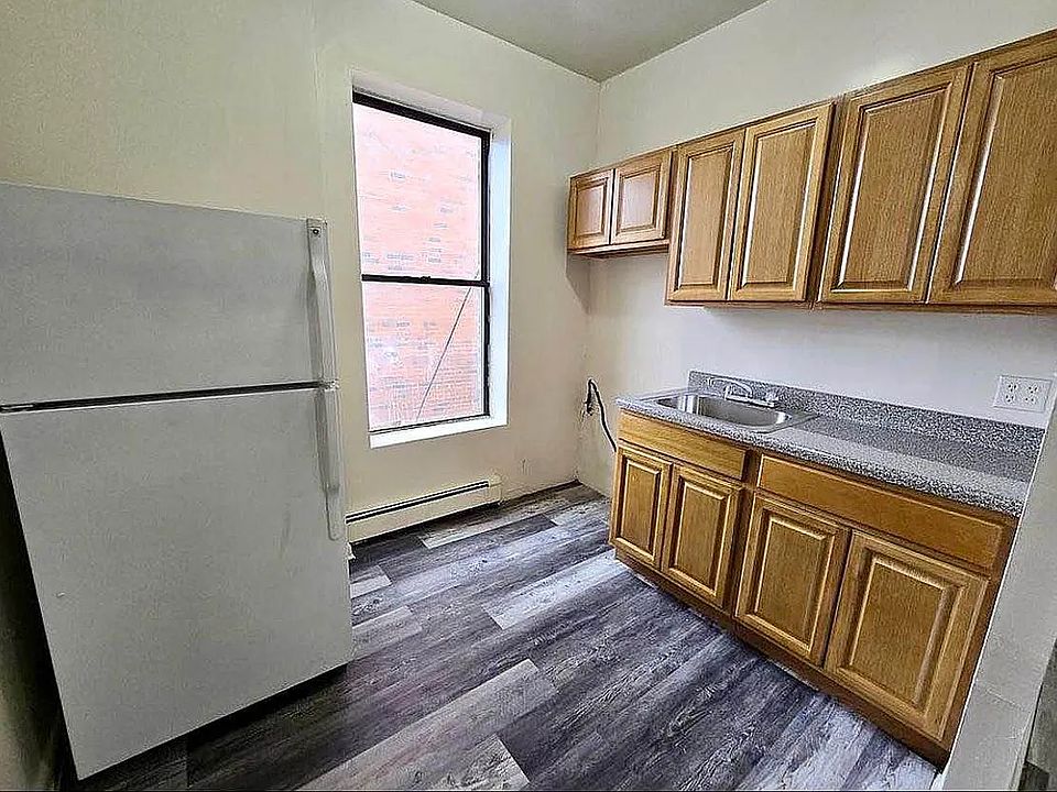 1st image of 1290 Ocean Ave #4L