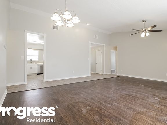 4th image of 12046 Agana St