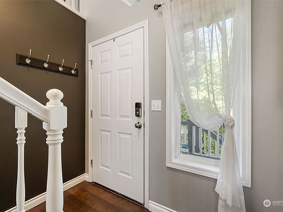 3rd image of 13109 Fir Avenue NW