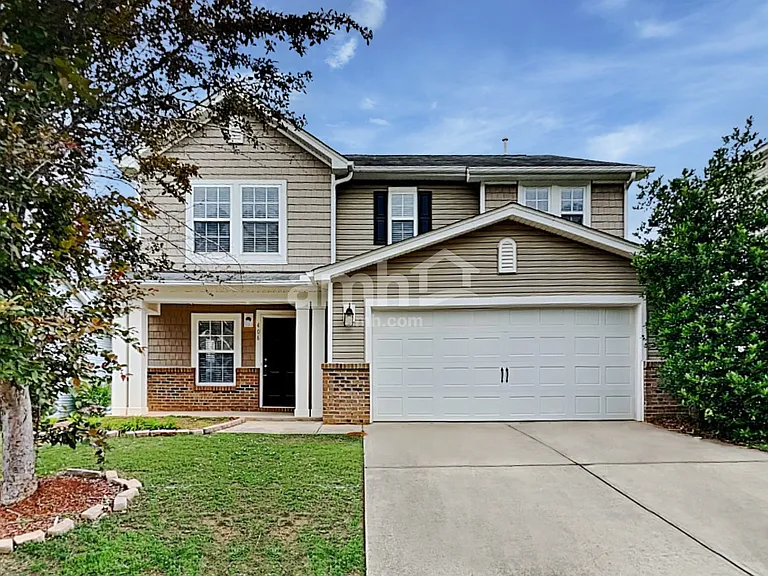 406 Averasboro Dr — Photo 2