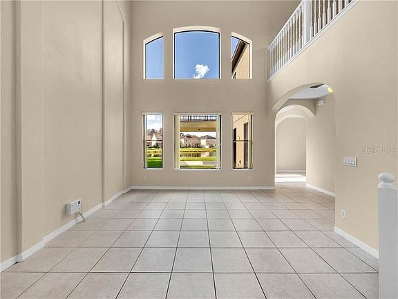 5th image of 10048 Silver Laurel Way