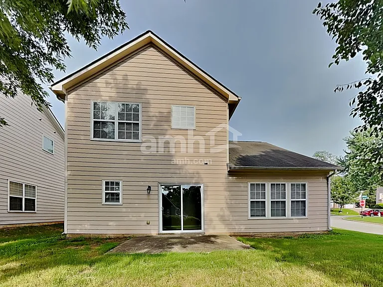 7772 Parkside Dr — Photo 23