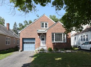 1467 Baker Ave, Niskayuna, NY 12309