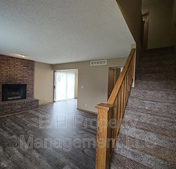 9105 W Westlawn St #1 — Photo 3