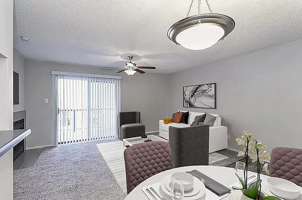 City Crest Apartments — Photo 21