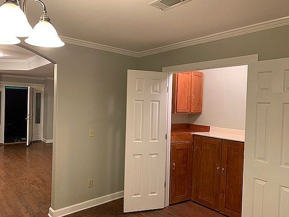 4th image of 4294 Deercrest Dr