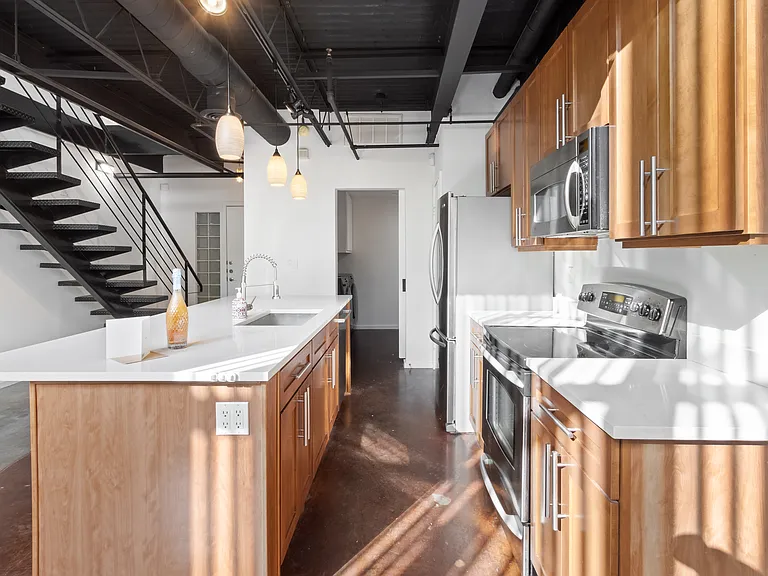 3110 Thomas Ave — Photo 5
