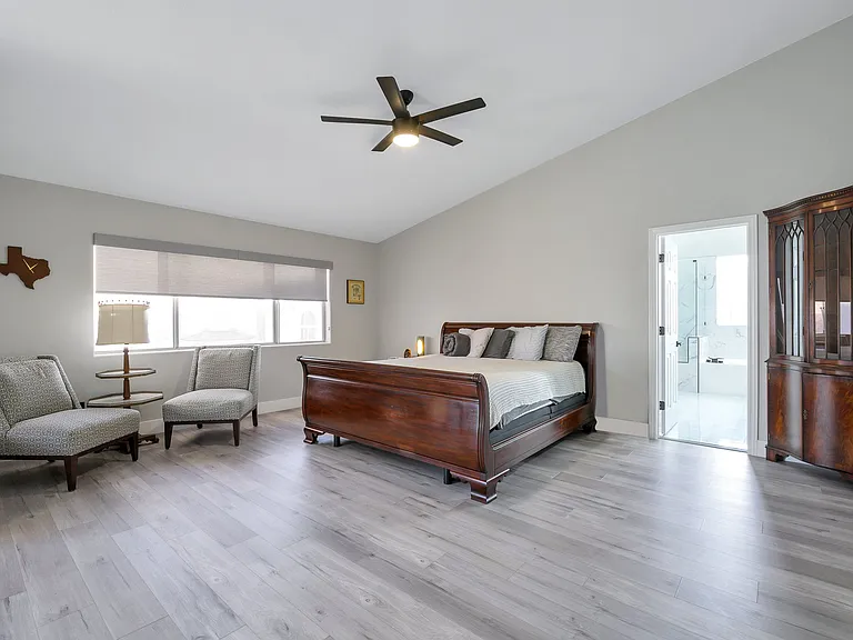 8009 Nestled Vista Ave — Photo 14