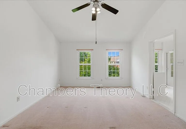 12328 Quiet Hollow Ct — Photo 12