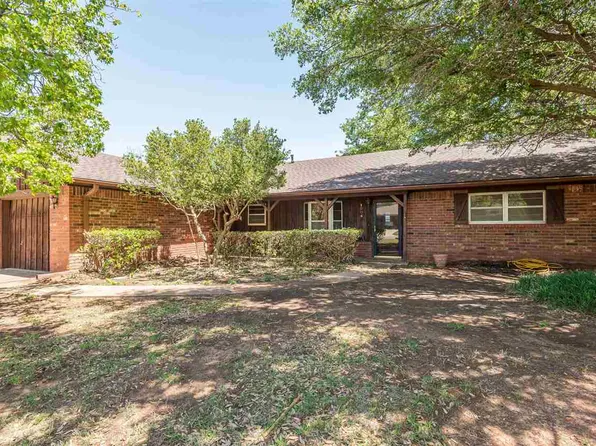 1004 N 19th St, Frederick, OK 73542