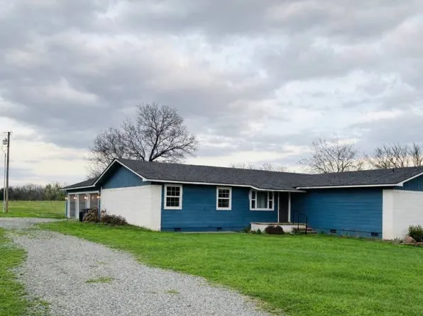 38230 Baker Ln, Wister, OK 74966