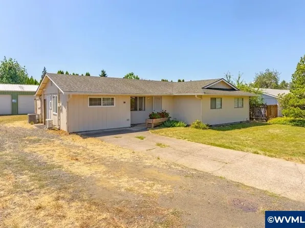 591 NW Brentwood Ave, Dallas, OR 97338
