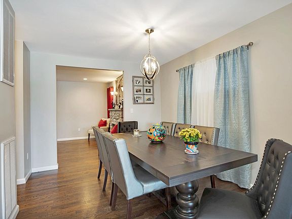 5th image of 58 Perkins Ave
