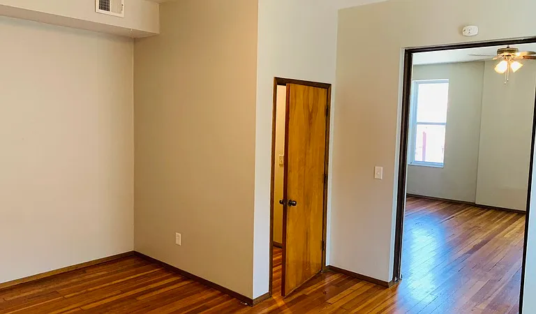 3218A Cherokee St — Photo 6