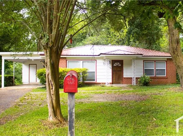 1553 Larkwood Dr, Mobile, AL 36618