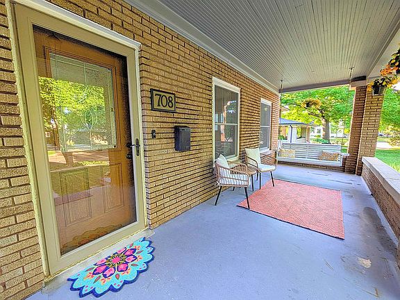 2nd image of 708 Highland Ave