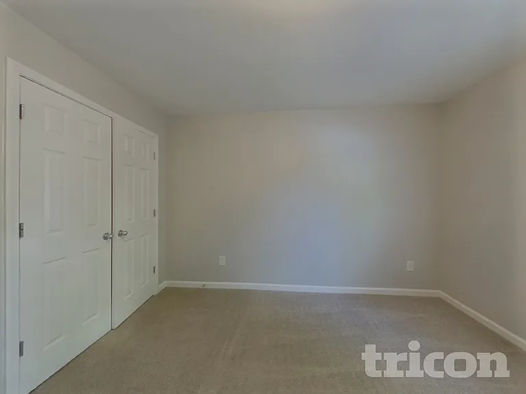 110 Summerbrook Rd — Photo 12