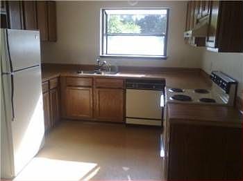 5th image of 7321 Blackbird Dr NE