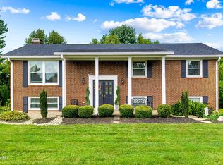 3807 Briar Ridge Rd, La Grange, KY 40031