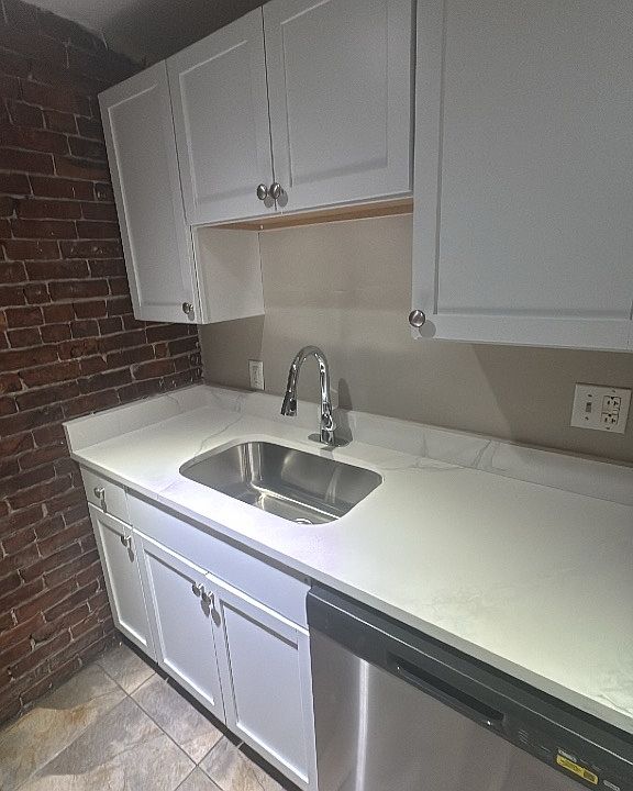 1st image of 1751 Washington St #10B