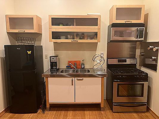 4th image of 582 Mac Donough St #4A
