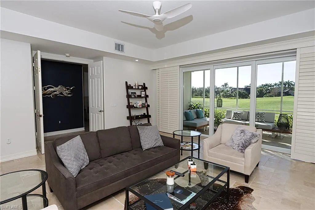 2 bed, 2.0 bath, 2160 sqft, $8,000 — Photo 4