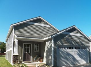 143 Grove St NW, Sparta, MI