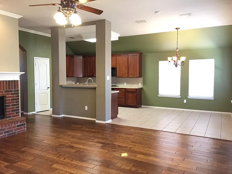 1546 Bradford Trace Dr — Photo 5