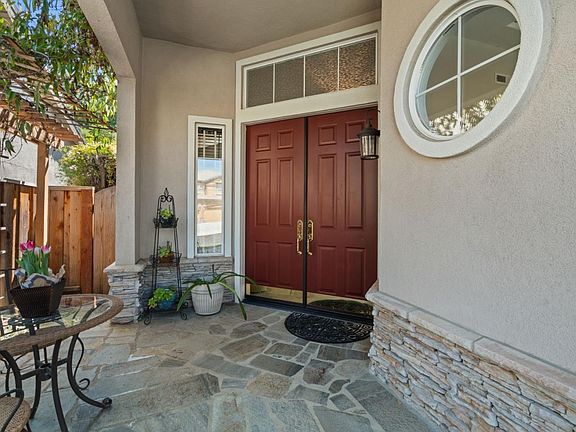 4th image of 1656 Valley Oaks Dr