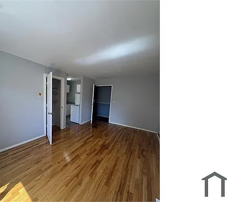 155 Birdseye St — Photo 3