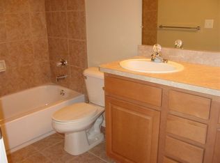23041 Battelle Ave, Hazel Park, MI 48030