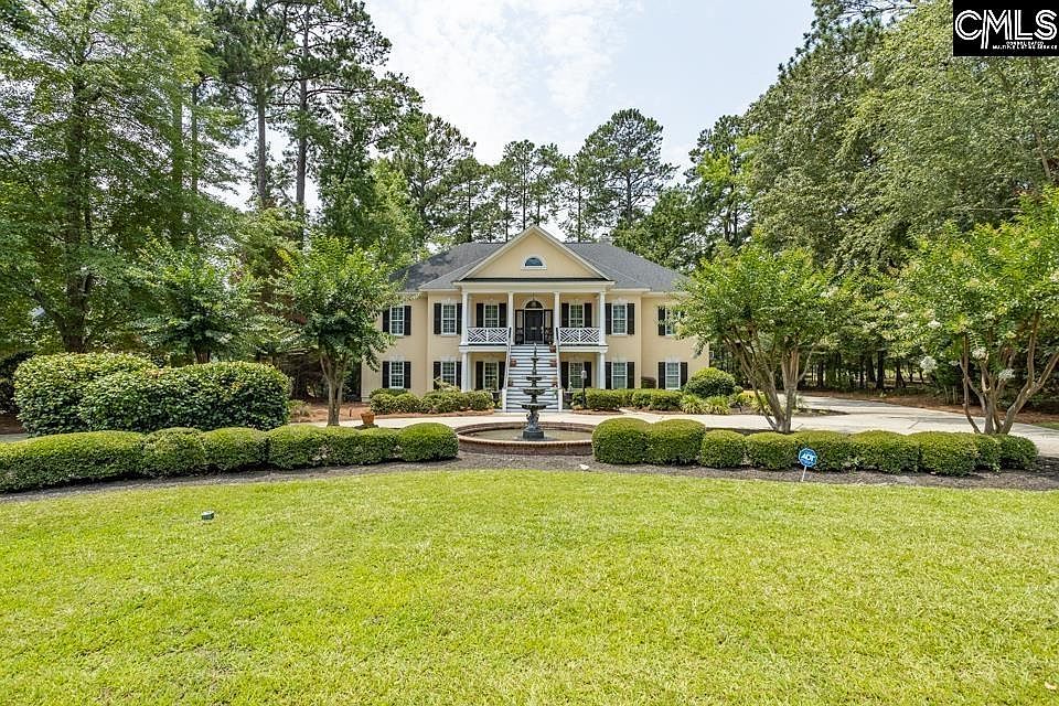 1st image of 305 Redbay Rd