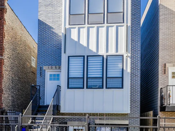 1052 N Central Park Ave, Chicago, IL 60651